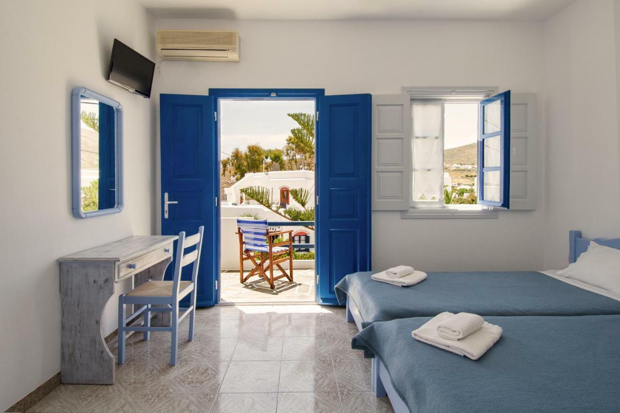 Evgenia Rooms And Apartments Folegandros Town Exterior photo